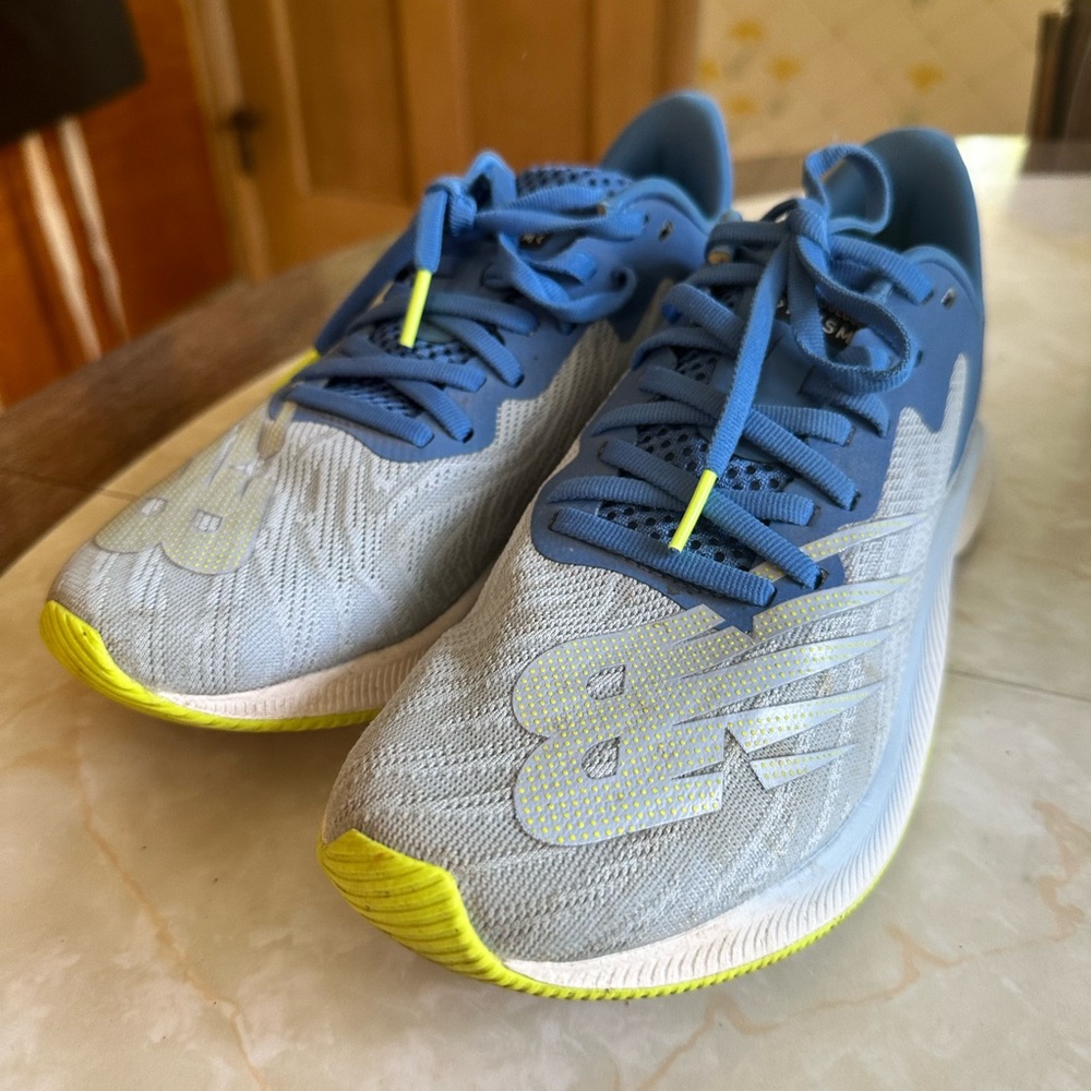 New Balance Fuel Cell Running Shoe Size 8